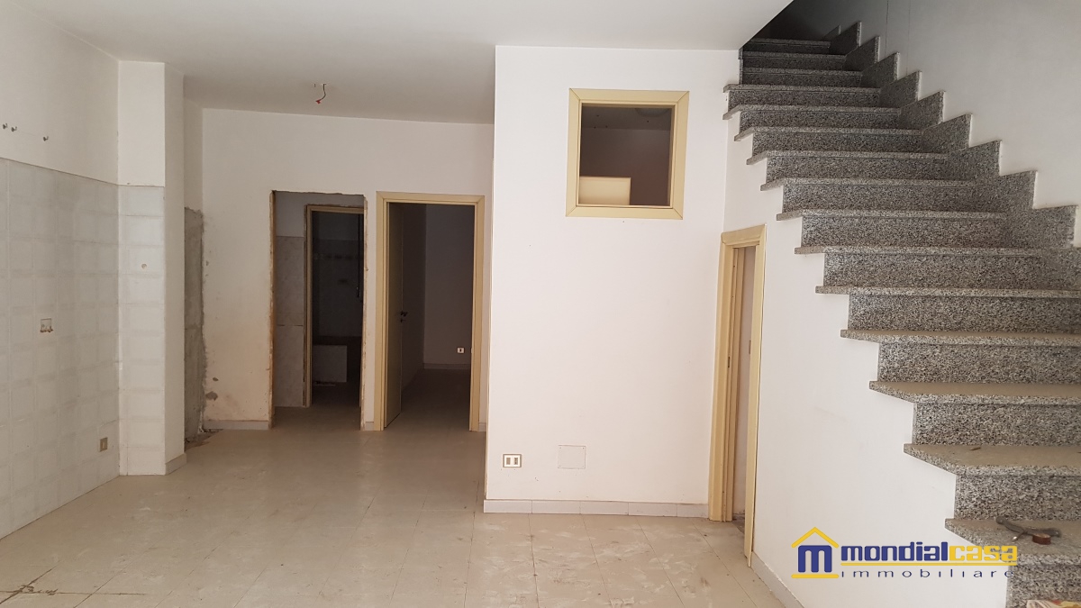 Stabile intero - Palazzo PACHINO vendita  Pachino  Mondialcasa Immobiliare srl