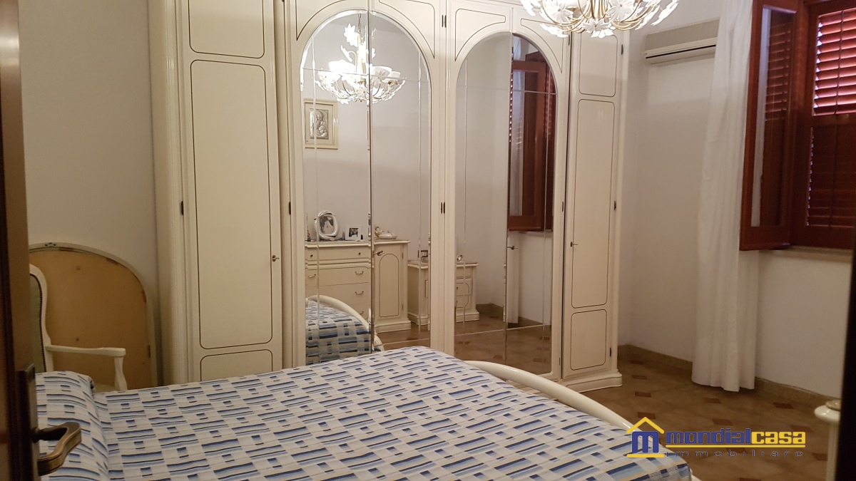 Stabile intero - Palazzo PACHINO vendita  Pachino  Mondialcasa Immobiliare srl