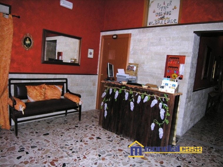 Stabile intero - Palazzo PACHINO vendita  Pachino  Mondialcasa Immobiliare srl