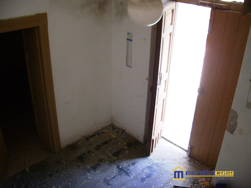 Stabile intero - Palazzo PACHINO vendita  Pachino  Mondialcasa Immobiliare srl