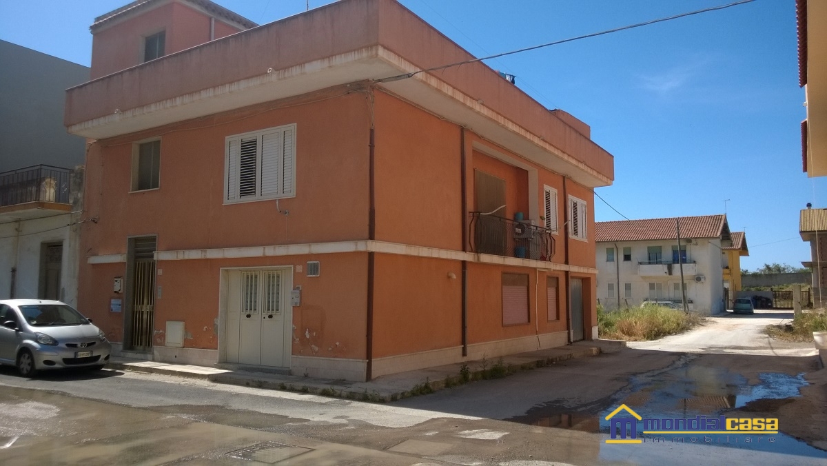 stabile intero - palazzo pachino vendita  pachino  mondialcasa immobiliare srl