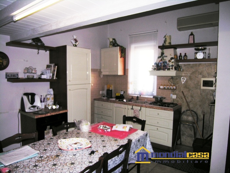 Stabile intero - Palazzo PACHINO vendita  Pachino  Mondialcasa Immobiliare srl