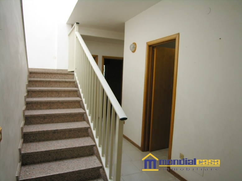 Stabile intero - Palazzo PACHINO vendita  Pachino  Mondialcasa Immobiliare srl