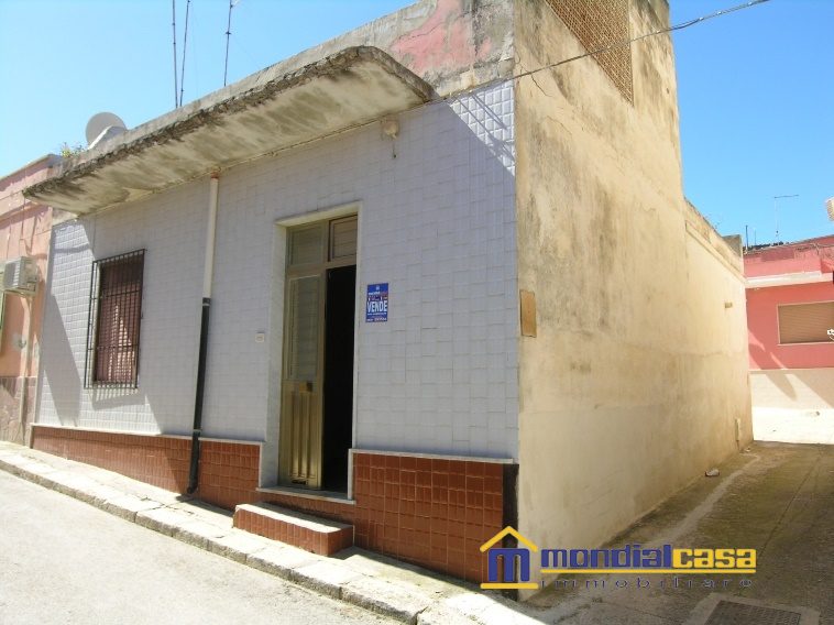 Stabile / Palazzo in Vendita