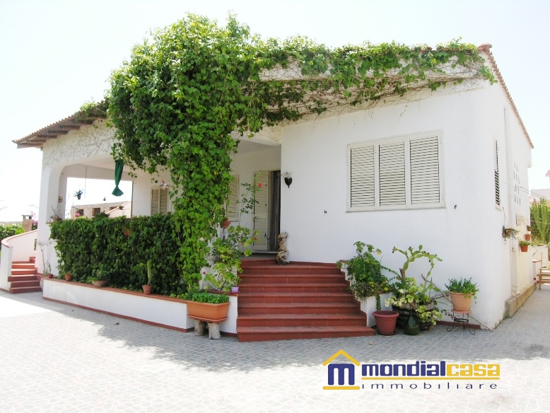  noto vendita quart: noto mondialcasa immobiliare srl